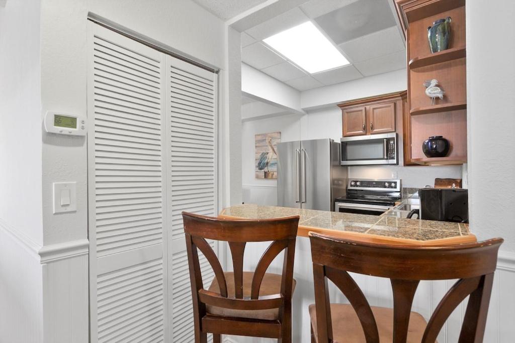 Ocean Front Penthouse Suite Panoramic Views Of Gulf,Pensacola Beach,Pier, & Bay Exteriör bild
